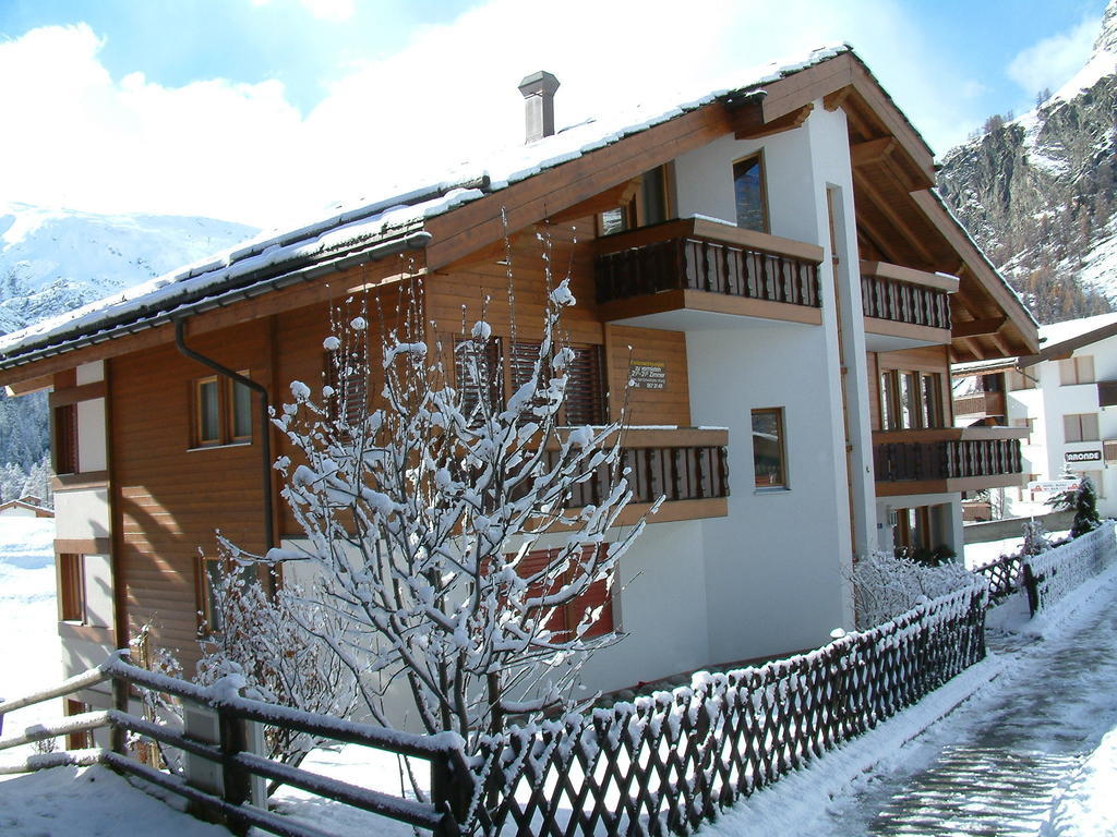 Haus Pan Apartment Zermatt Ruang foto