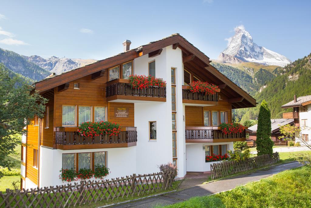 Haus Pan Apartment Zermatt Bagian luar foto